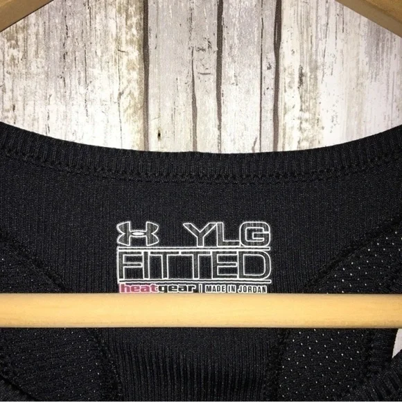 Under Armor Kids Black Ribbed Tank - Picture 4 of 4